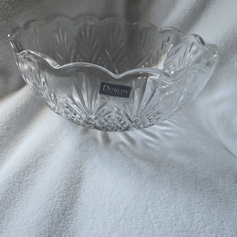 NEW Dublin Crystal Serving Bowl Shannon by Godinger 8.5" Scalloped Edge